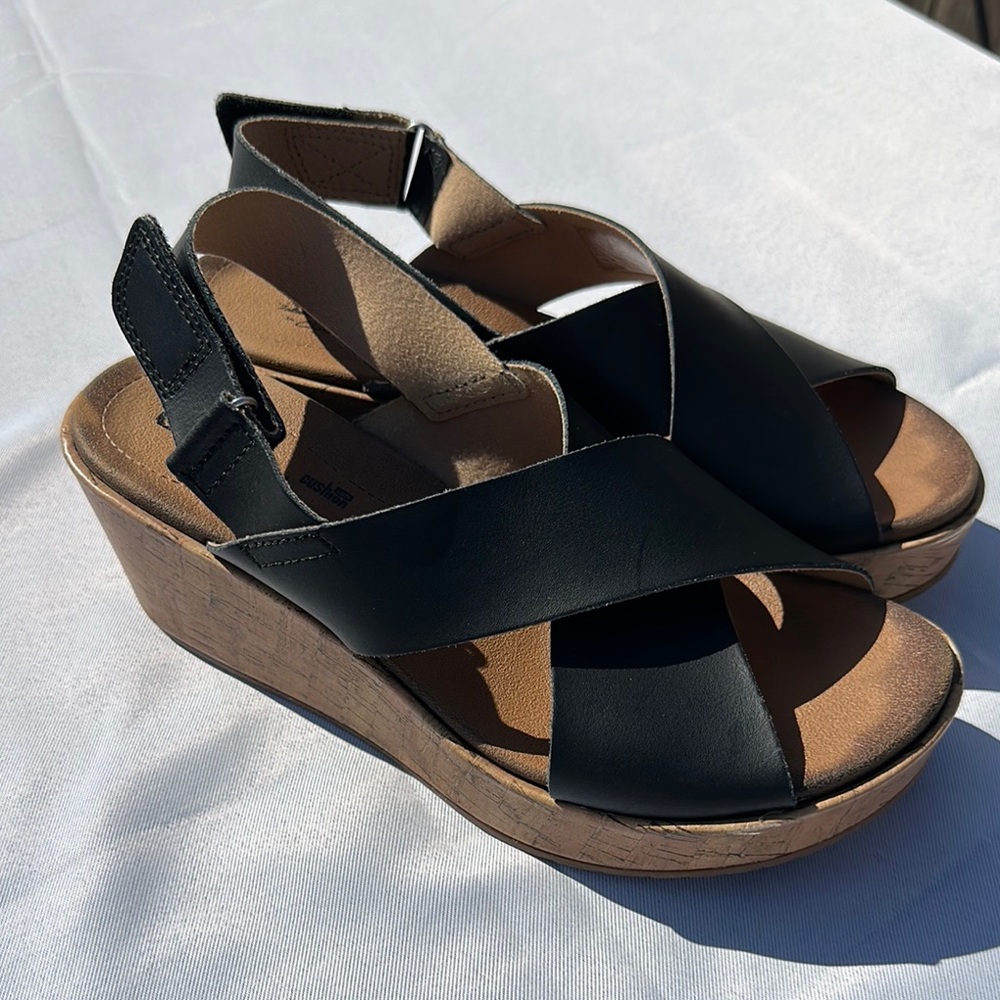 Clarks Black and Brown Wedge Sandals with Crisscross Straps
